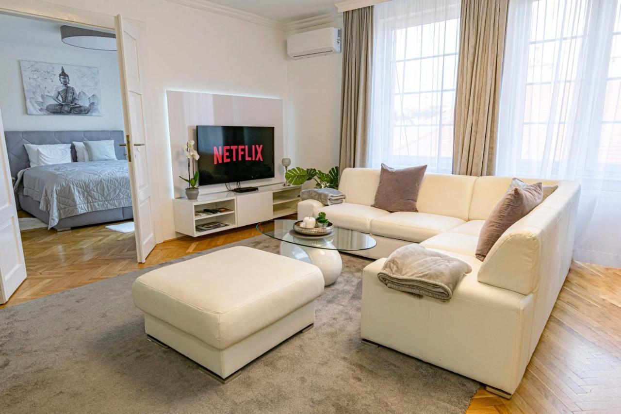 Budacastle Panoramic Luxurious Family Apt, Free Parking Included Budapest Bagian luar foto