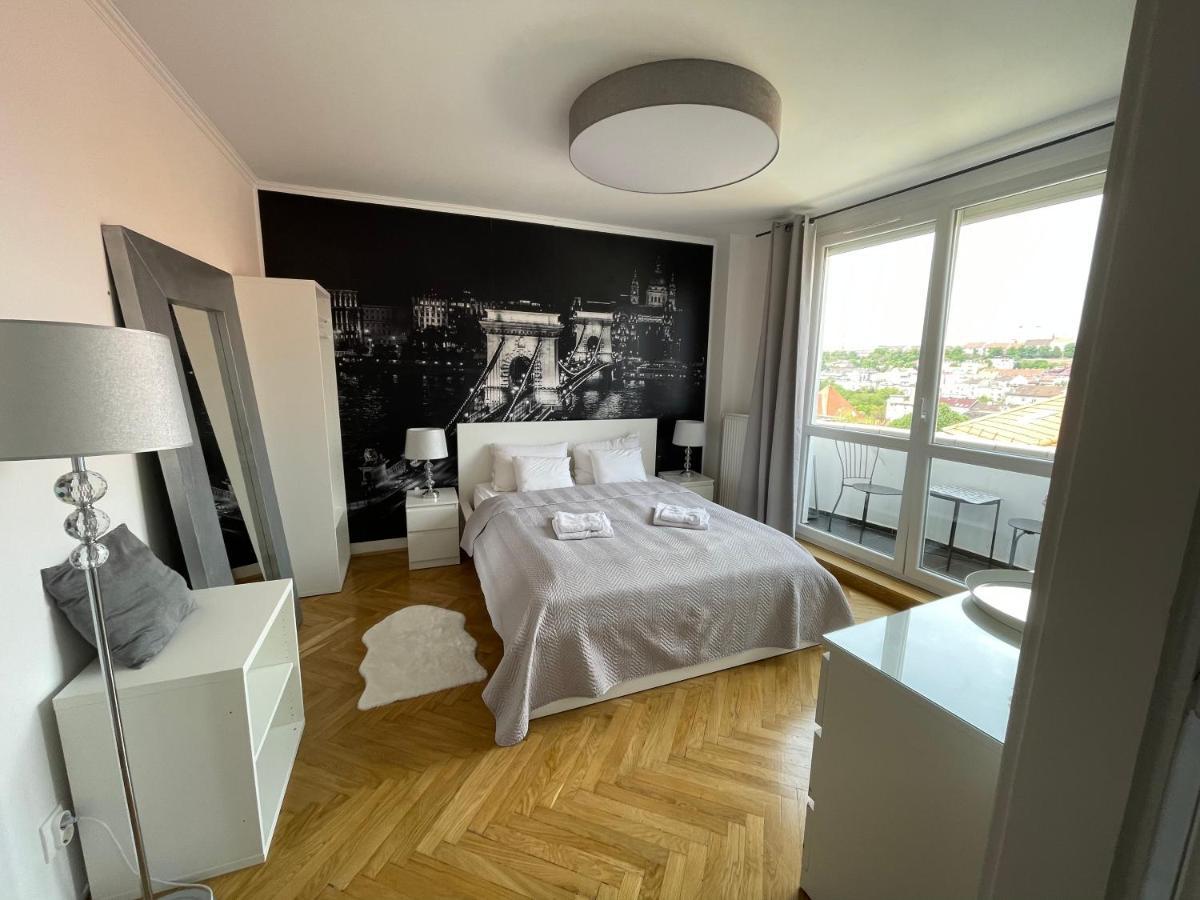 Budacastle Panoramic Luxurious Family Apt, Free Parking Included Budapest Bagian luar foto