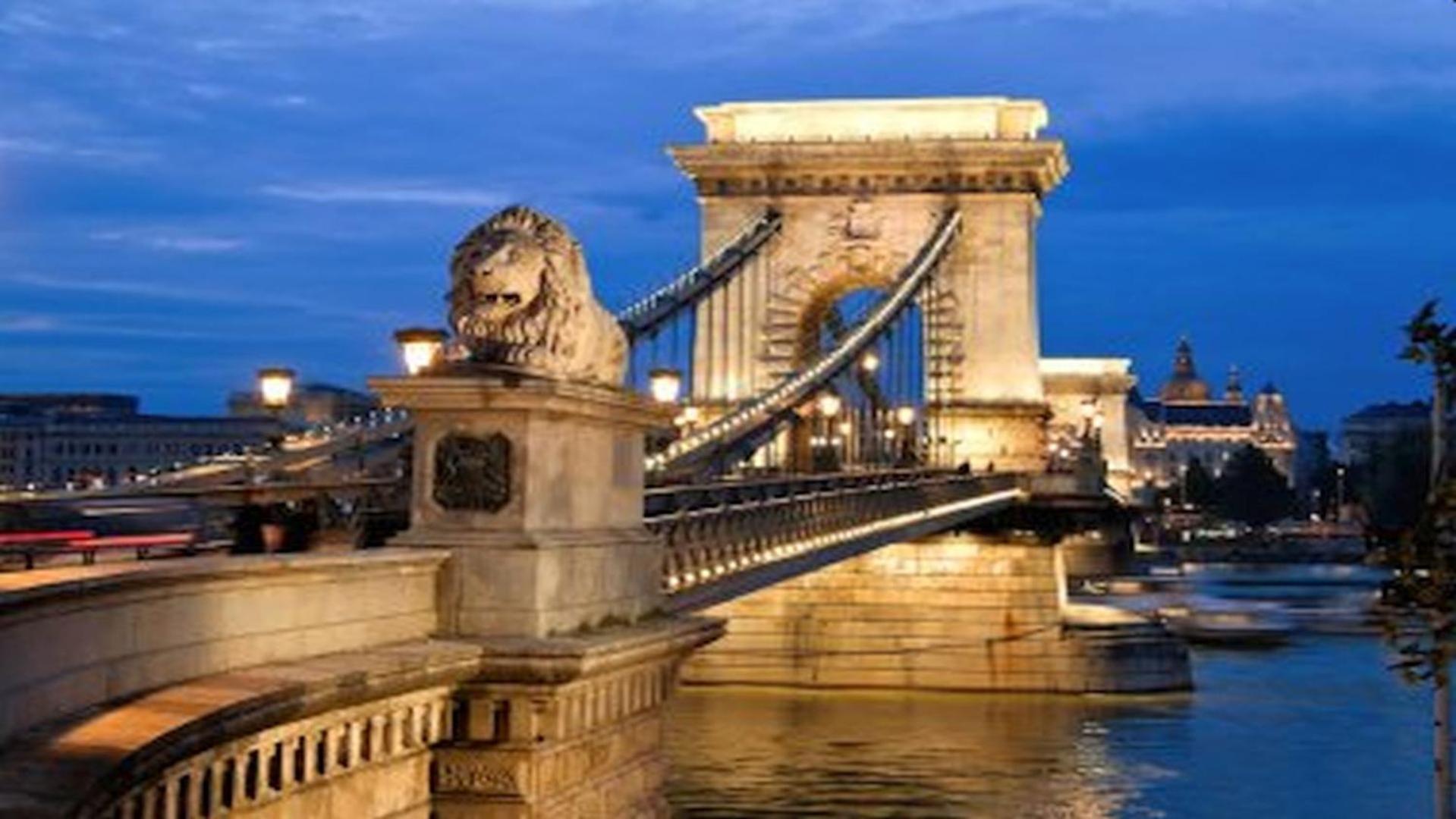 Budacastle Panoramic Luxurious Family Apt, Free Parking Included Budapest Bagian luar foto