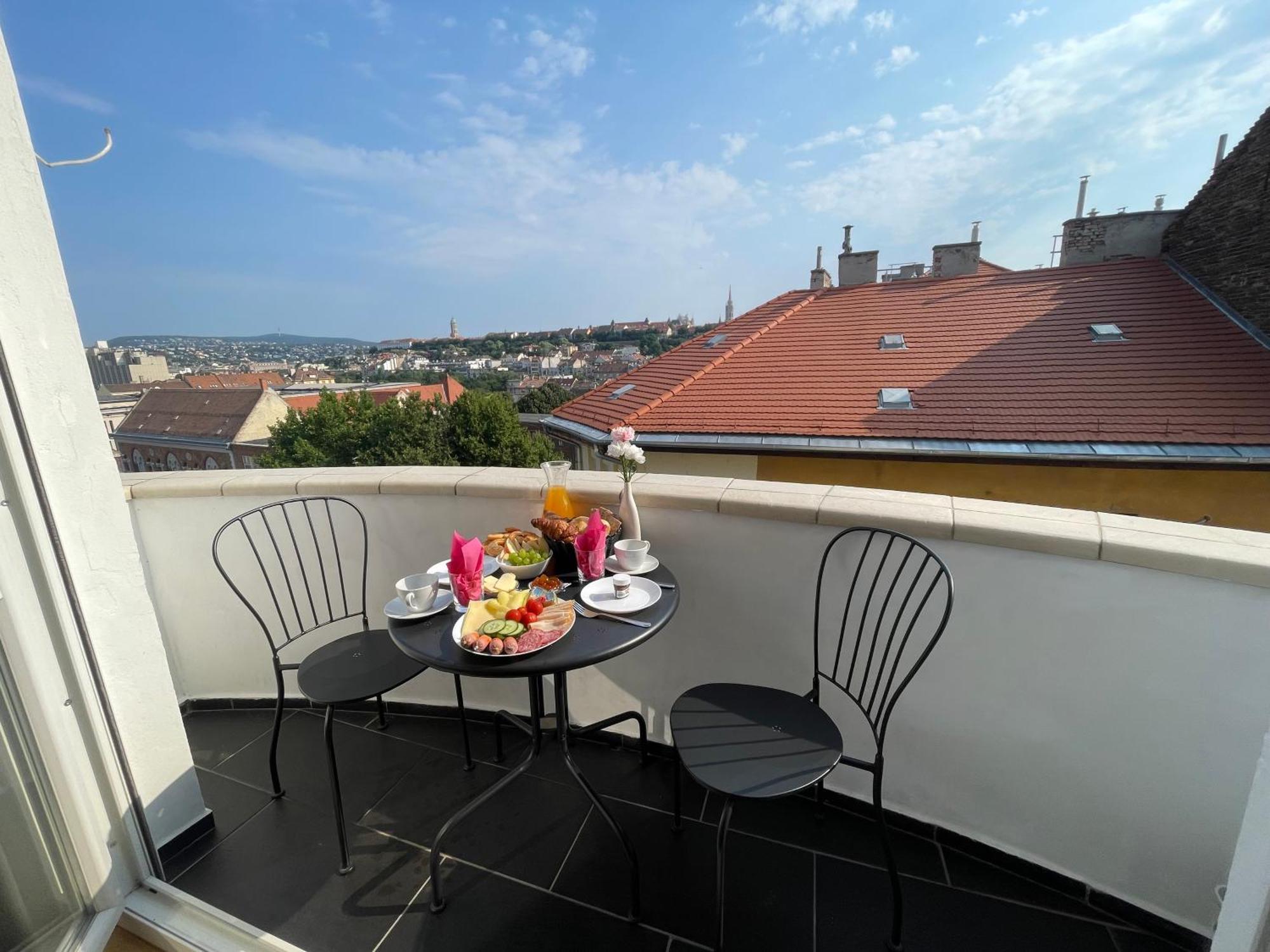 Budacastle Panoramic Luxurious Family Apt, Free Parking Included Budapest Bagian luar foto
